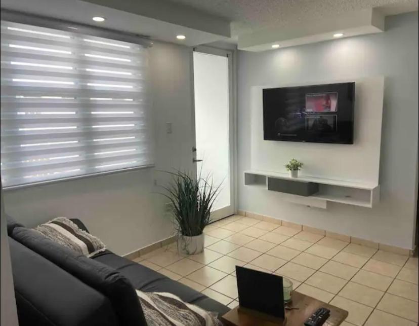 Private Apartment Near Sju Solar Battery Кароліна Екстер'єр фото